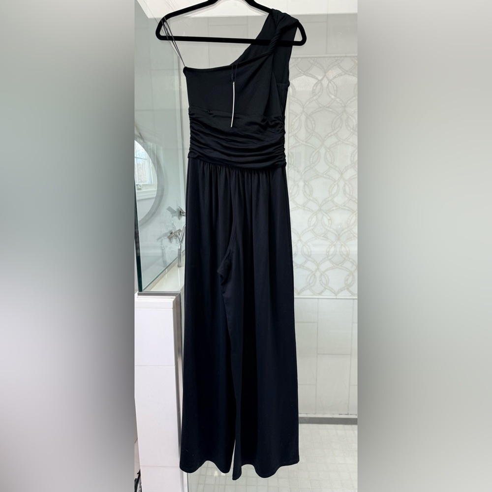 Susana Monaco One Shoulder Twist Jumpsuit - Picture 5 of 9